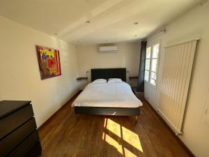 Villas MAGNIFIQUE VILLA*PISCINE PLAGE*JACUZZI*3KM D'AIX*BABYFOOT*PETANQUE : photos des chambres