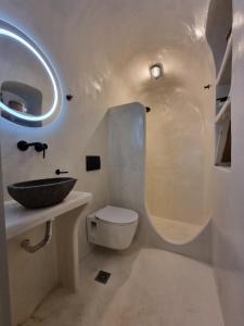 Nefeli Traditional Cave Houses