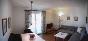 One-Bedroom Apartment with Balcony room in Pension Alpenblick