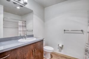 Wallingford 1br w wd pets nr shopping bars SEA-560