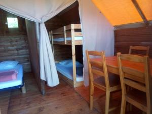 Campings campingpontrouge : photos des chambres