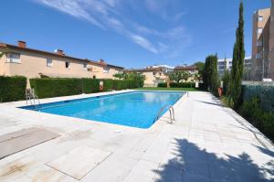 RNET - Port Estrella 31 - Roses Costa Brava