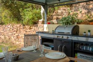 Villas Villa Catalpa avec piscine : photos des chambres