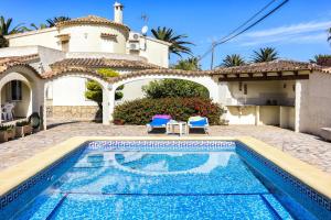 055 Villa Retiro - Deniasol