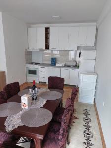 Georges apartment