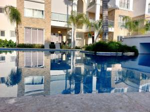 Pool & Golf View Condo Inside Hard Rock Area