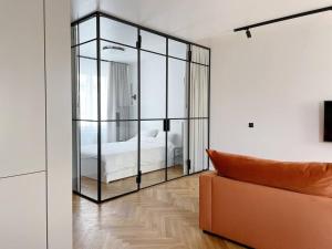 New Chic & Minimal Old Town Flat