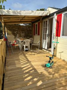 Campings Les mobil homes de Naka , camping le NOVELA : photos des chambres