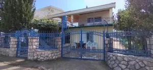 Cypress Apartment in Utjeha - Masline