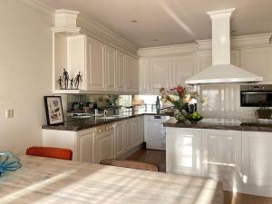 Amstel BeachHouse Egmond aan Zee, 50m from the beach!