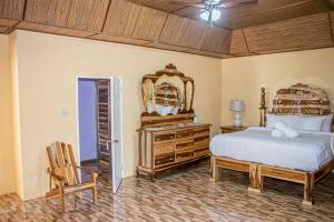 Blue Berry Hill Villa