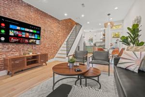 Kid-Friendly Fishtown Family Retreat with Game Room