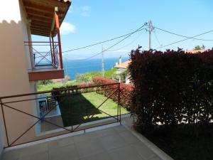 Villa with Sea View (6 Adults)