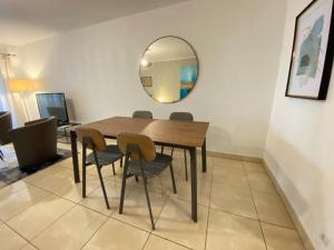 Appartements free parking, 2min walk to Monaco, 2 rooms, 100 mq : photos des chambres