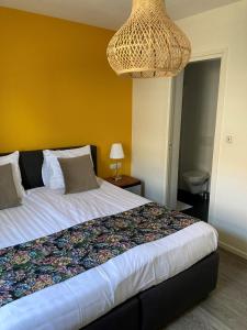 Standard Twin Room room in B&B De Hofnar Roermond