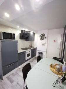 Appartements Rodez centre ville, Parking gratuit : photos des chambres