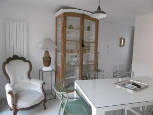 La Brijolie 450m de la plage La Biroire