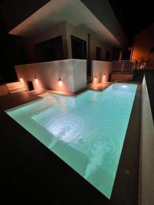 Private pool amazing apartmant