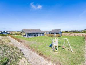 Charming Sauna Cottage-By Traum