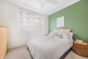 OSHR176B - Belleview Breakaway