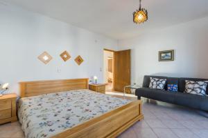 Apartments with a parking space Umag - 20966