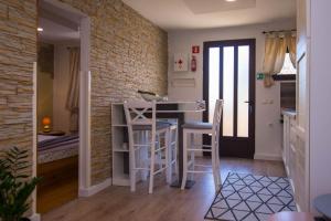 Apartments with a parking space Veli Losinj, Losinj - 21192