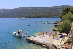 Apartments by the sea Poljica, Trogir - 21178