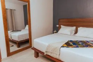 Ahomé Guest house & Lounge - Apéyémé