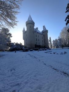 B&B / Chambres d'hotes Chateau Saint-Chartier : photos des chambres