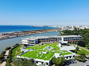 T2 avec loggia, parking, à 300m de la plage - FR-1-92-898