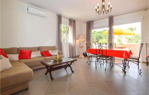 Appartements Beautiful apartment in Petreto-Biccisano with 3 Bedrooms and WiFi : photos des chambres