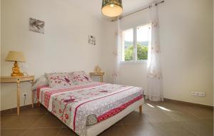 Appartements Beautiful apartment in Petreto-Biccisano with 3 Bedrooms and WiFi : photos des chambres