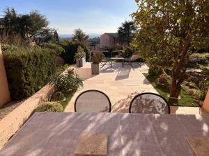 Appartement rénové 2 chambres avec piscine et tennis à La Croix Valmer - FR-1-726-12