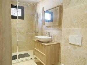 Villa pour 8 pers avec piscine et terrasse, La Croix-Valmer - FR-1-726-18