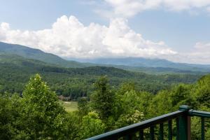 Deer Ridge Mountain Resort C102