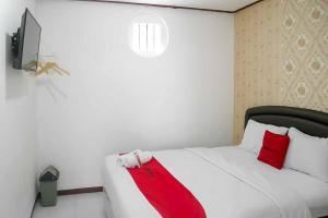 RedDoorz Plus @ Alun Alun Nganjuk