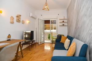 Athens Stylish next to Acropolis, Metro stop Fix