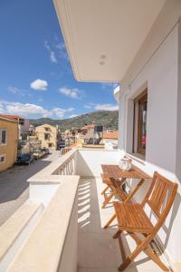 The Archanes Sapphire