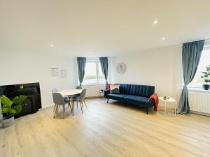 aday - Blue Sea apartment with balcony