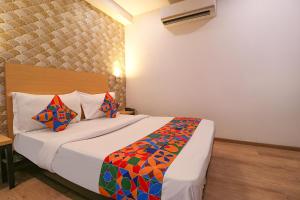FabExpress La Serene Gagan Vihar