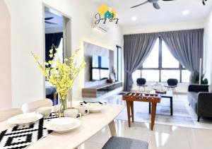 Bali Residence I Luxury 2BR I 6-10pax I Jonker St I Water Park I City Centre by Jay Stay
