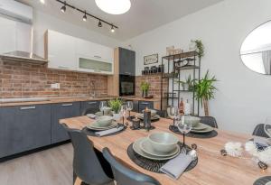 Holiday house Kristina with pool