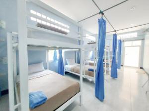 Khao Sok Backpacker Hostel