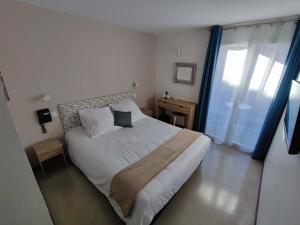 Hotels Logis Hotel De La Clape : photos des chambres