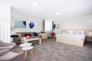 Comfort Suite room in Hotel reStart ****