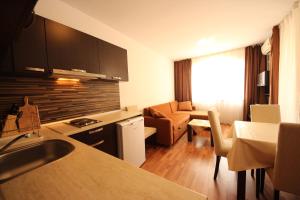 Studio with Pool View (2 Adults) room in Menada Diamant Apartments