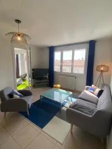 L'Albertini-Appartement élégant avec terrasse-Parking gratuit- - Boujan-sur-Libron