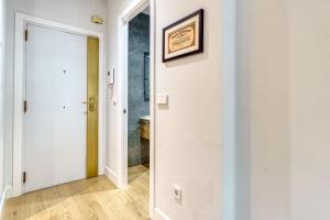 MONTHLY TRIUNFO by SWEET HOME SAN SEBASTIAN