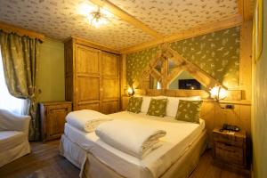 Superior Double Room with Spa Access room in Hotel Bucaneve
