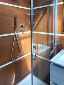 Chambre Double ou Lits Jumeaux avec Salle de Bains Privative